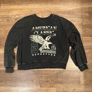 Zoe + Liv Black Graphic 'American Classic' Crewneck Sweater